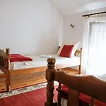 Ikar דירה מוסטר