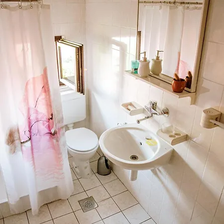 Ikar Apartment *