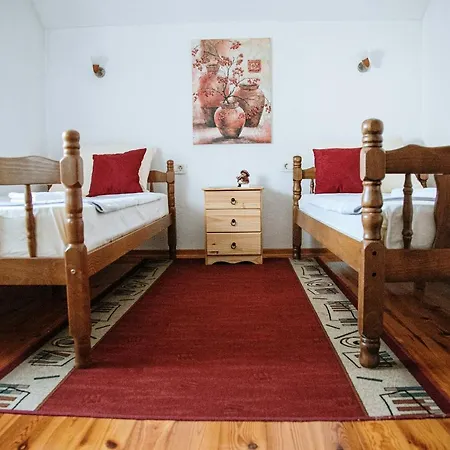 Apartment Ikar